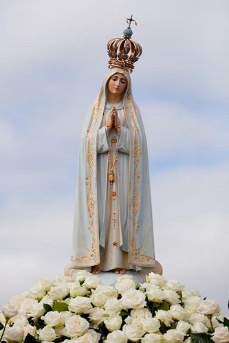 Fatima, Portugal: 1917 Our Lady of the Rosary
