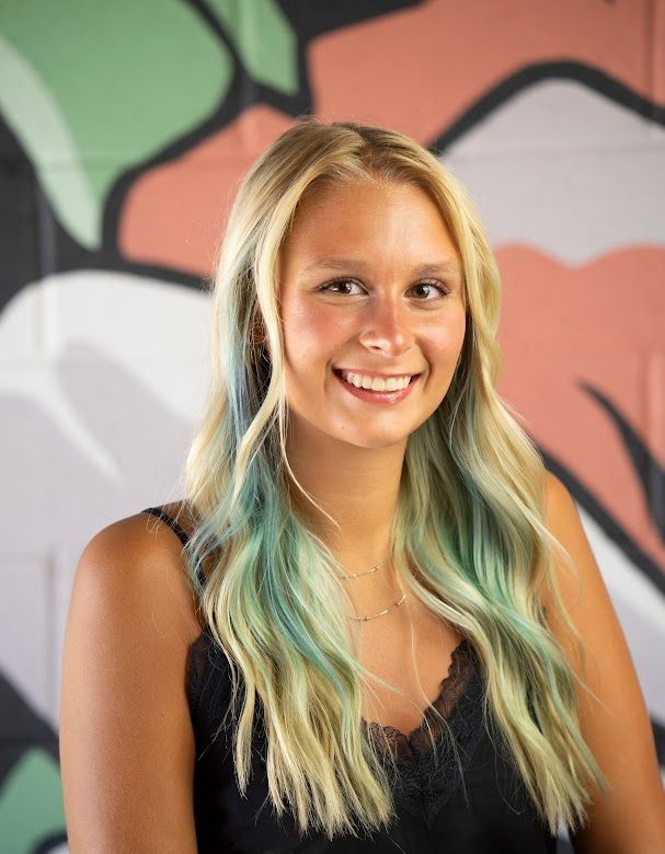 Taylor M. Headshot-2 %281%29.jpg