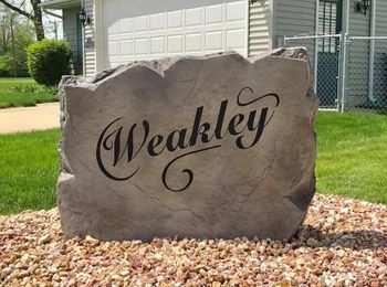 Custom Weakley.jpg