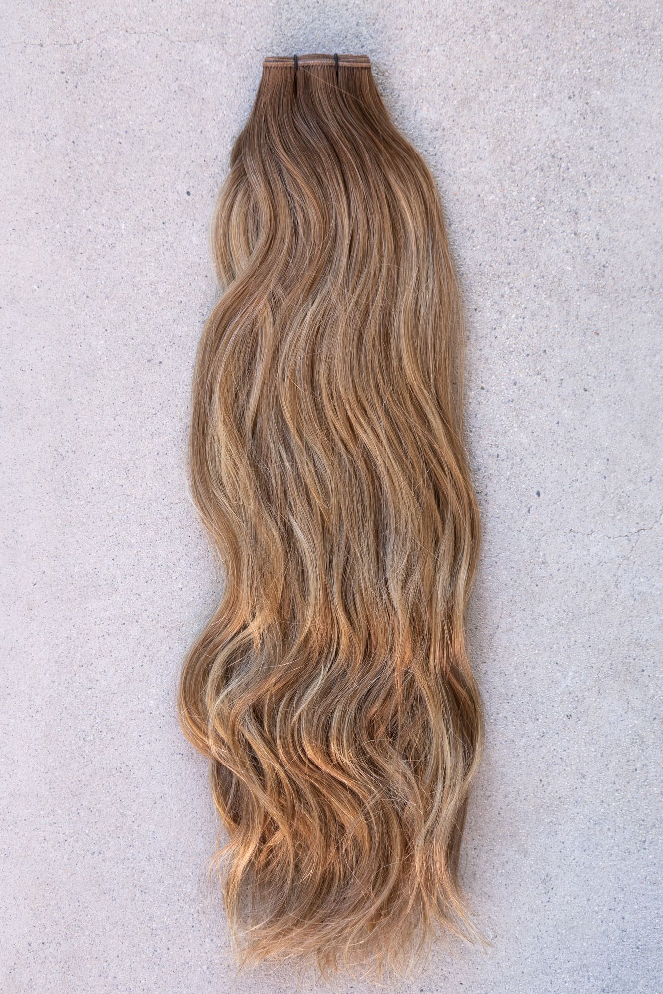 BRONDE BABE BEACH WAVE (1).jpg