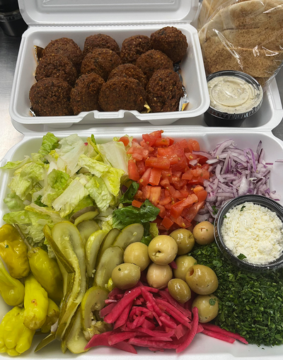 Vegan-falafel-plate-2.png