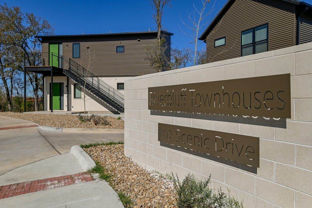 001-401449-102 Scenic Dr 01_10907487.jpg