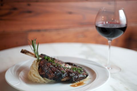 Hunters' Tavern Restaurant in Easton