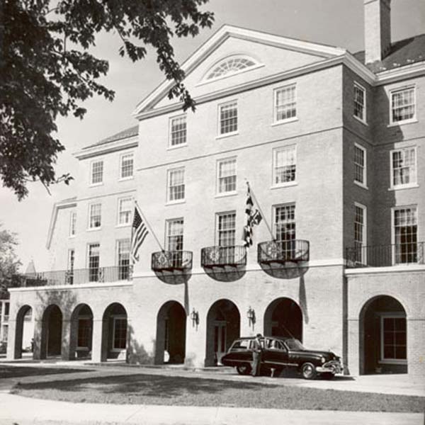 The History of the Tidewater Inn tidewater inn history - Easton MD Hotel