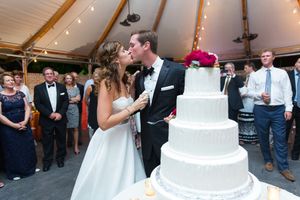 Wedding Cake Tidewater Inn