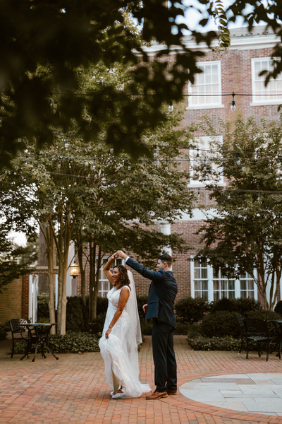 Eastern-Shore-Romantic-Secret-Garden-Tidewater-Inn-Wedding-Photographer-156.jpg