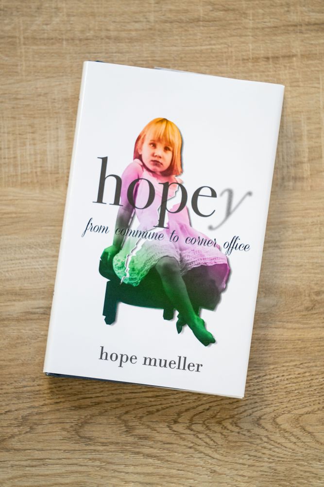 Hope_M_Author_100623_008.jpg