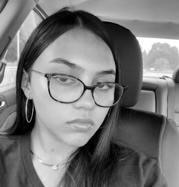 Mercedes Salon Herdis.jpg