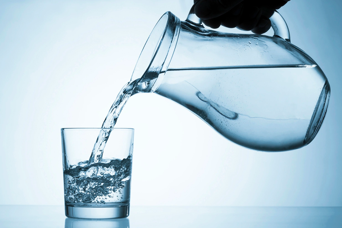 230102-water-hydration-pitcher-stock-ac-457p-05973b.png