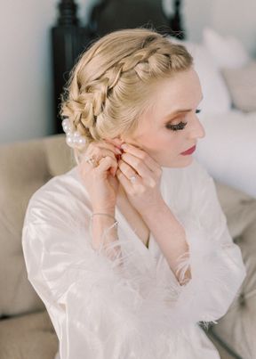 Glamourous Wedding Inspiration Salon Emage 4 J St.Clair Photography.JPG