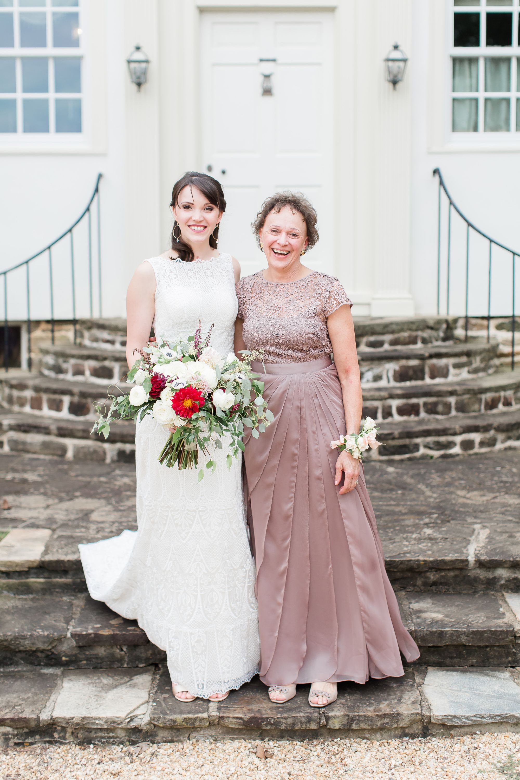 Mother of the Bride Mother Of The Groom Wedding Inspiration Salon Emage 5.jpg