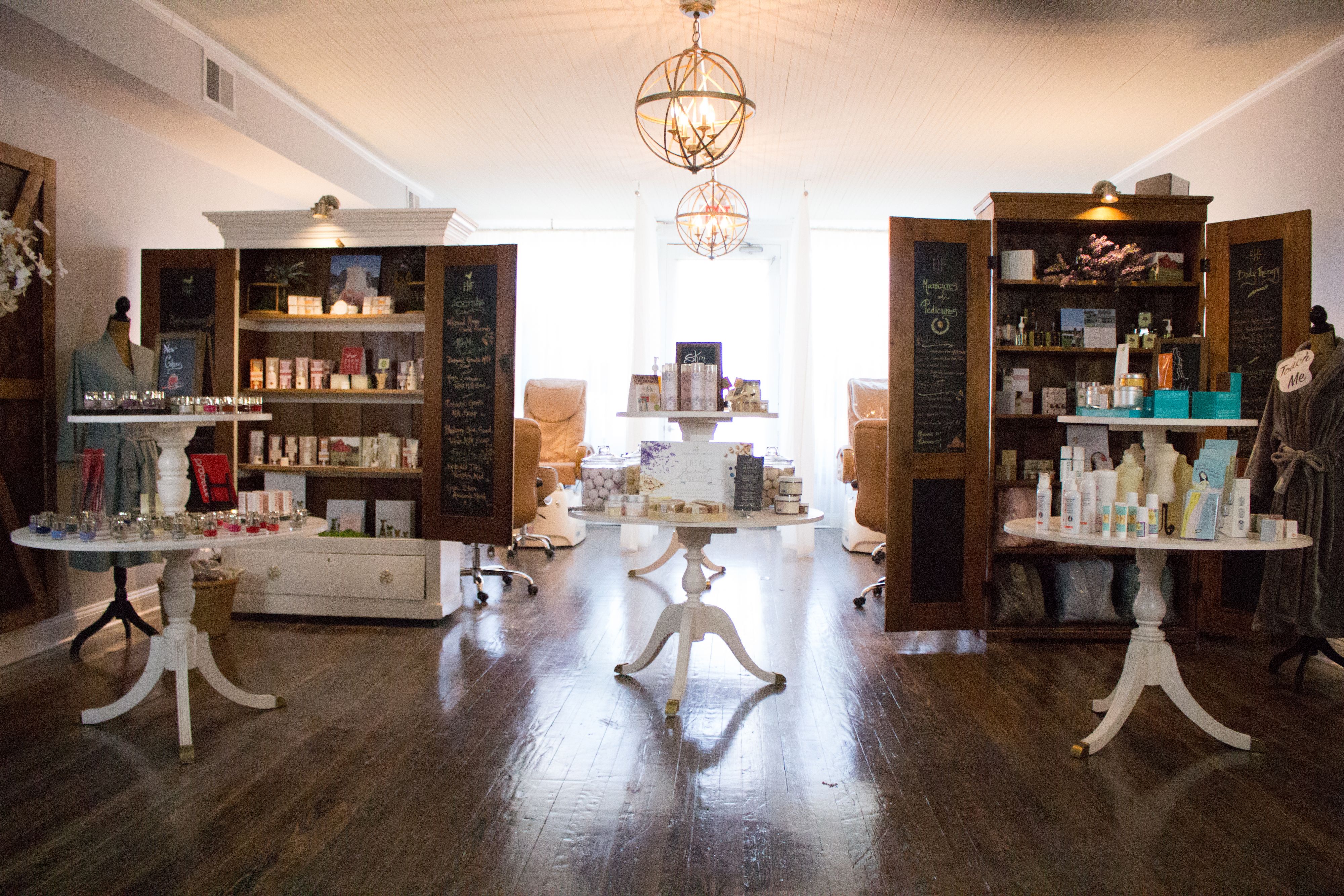 Use In Slide Show Salon Emage Home Page 7.jpg