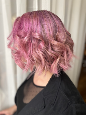 Lisa Sherrill Hair.png