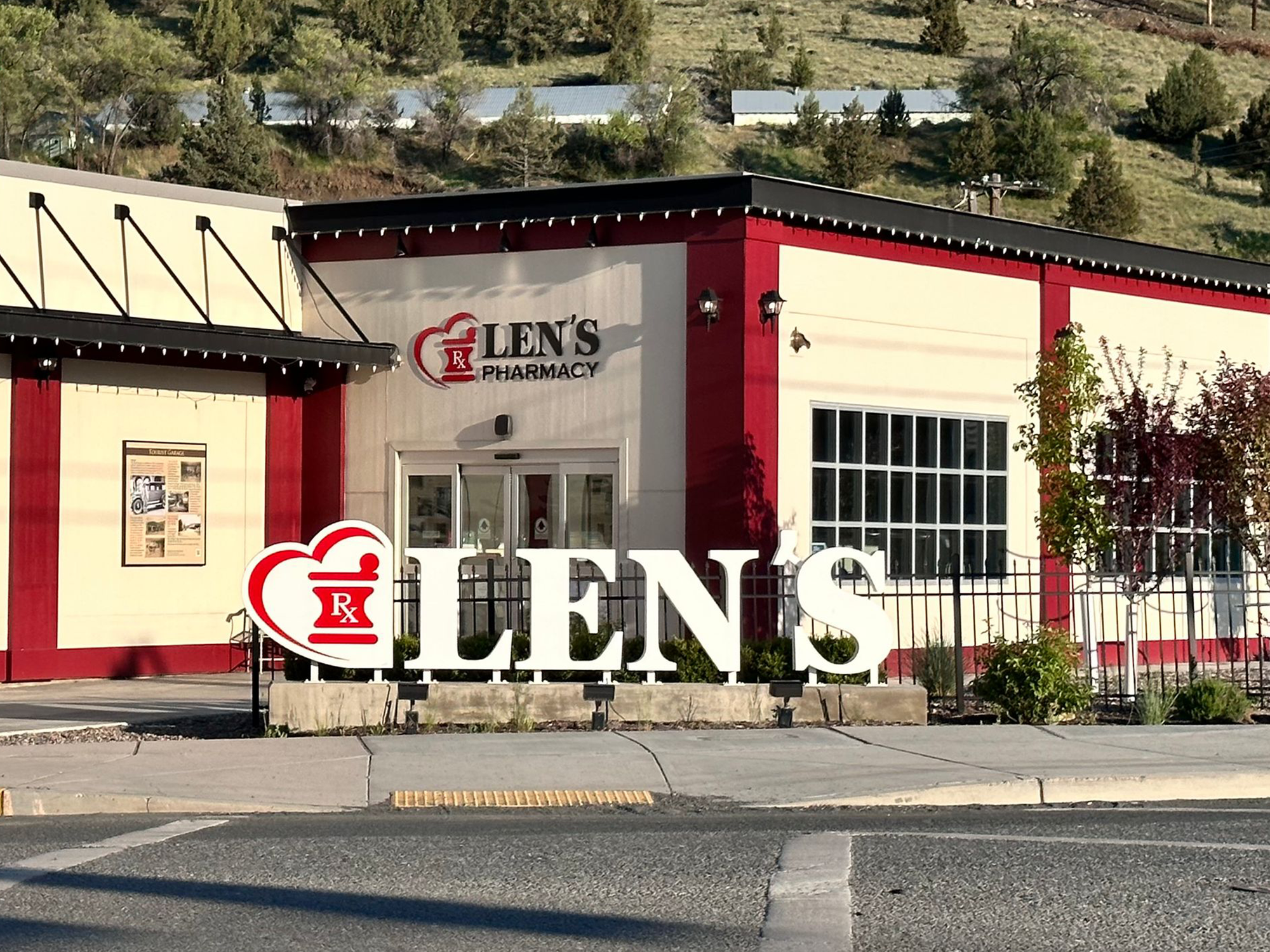 lens-pharmacy-storefront-edited.png