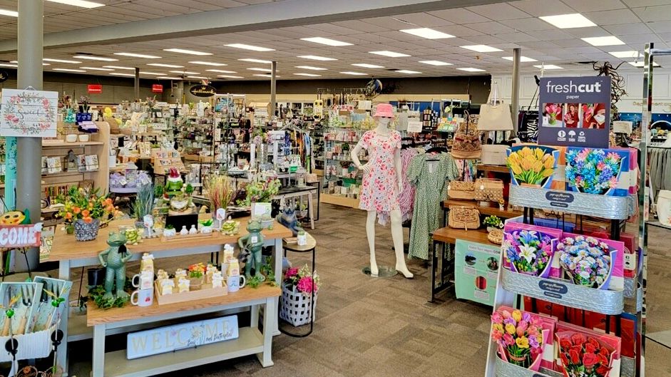 Extensive Gift Center