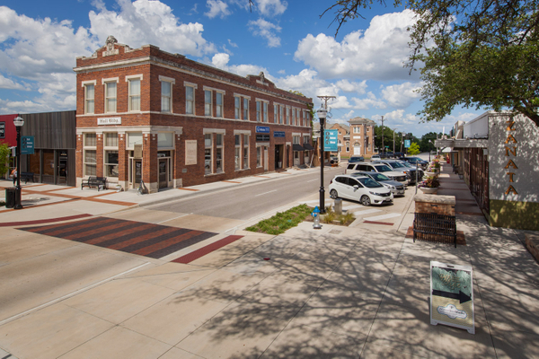 Downtown Rockwall La Terra Studio