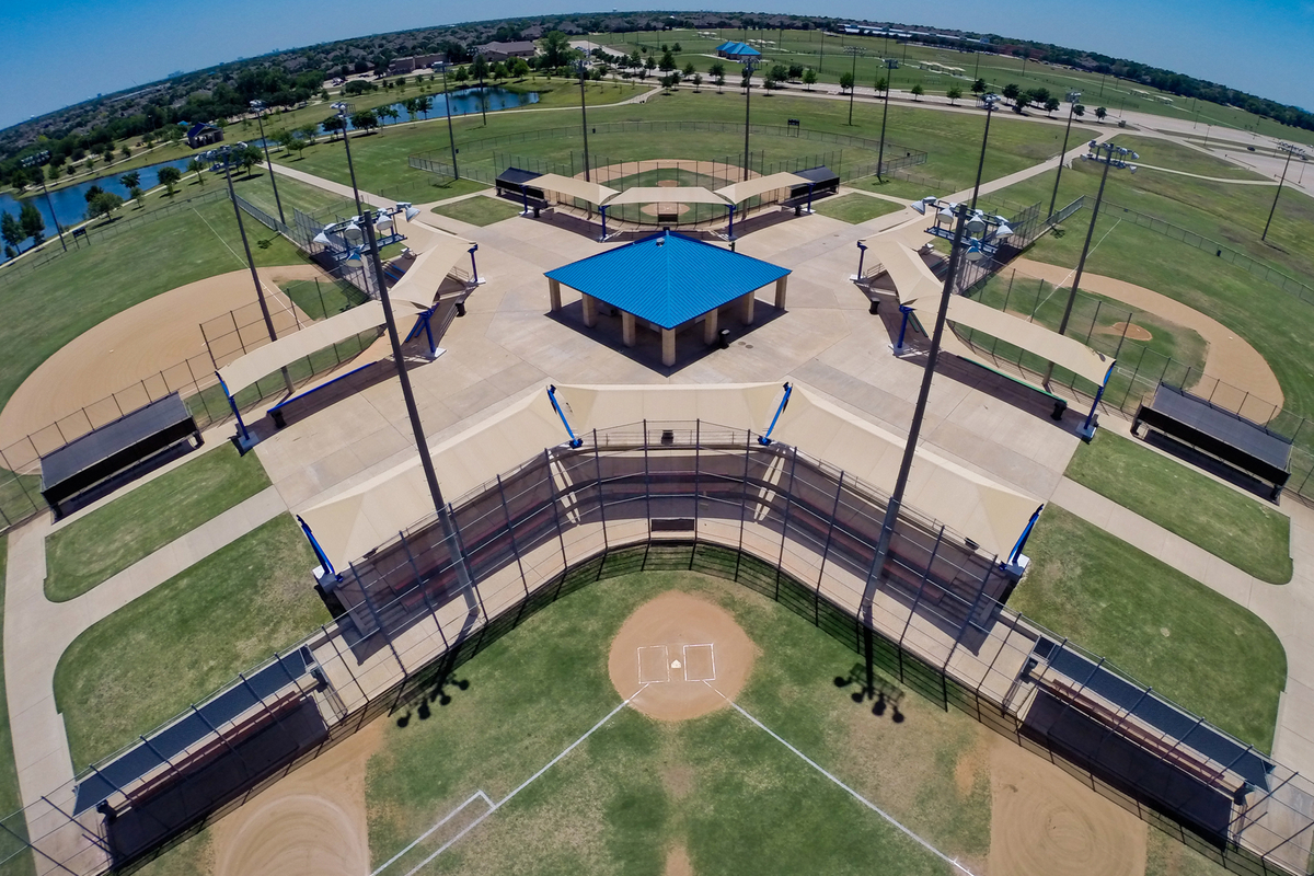 russell-creek-park-la-terra-studio