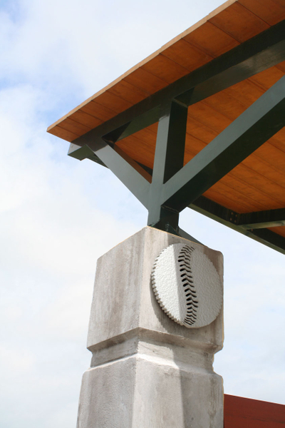 Bracket-Board-DETAIL-(retouch).jpg