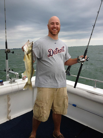 Kyle_With_Walleye.jpg