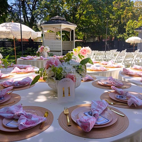Tablescape 2.jpg
