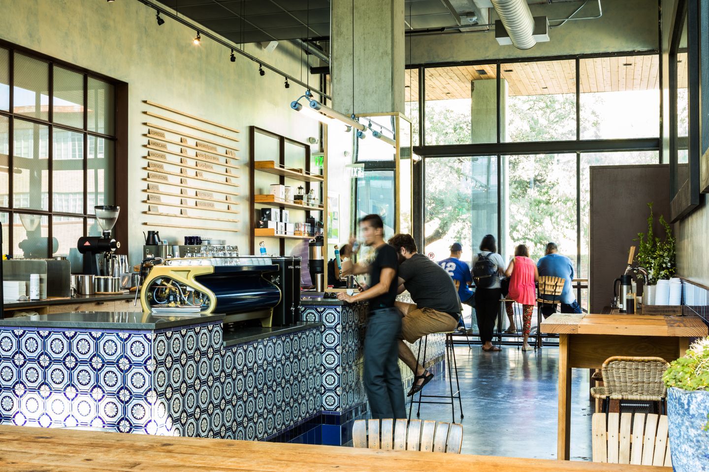 Mañana Coffee_Interior.jpg