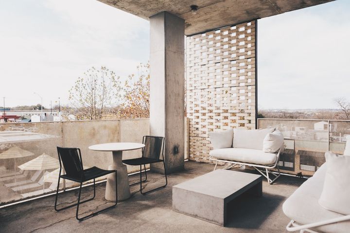 Austin Texas South Congress Hotel Suite Milton Suite Patio