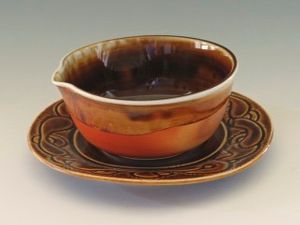 karen-hembree-amber-pouring-bowl-carved-plate.jpg