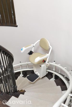  Savaria Stairlift On Curved Stairs