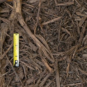 mulches-first-grind-hardwood-mulch-01-xl.jpg