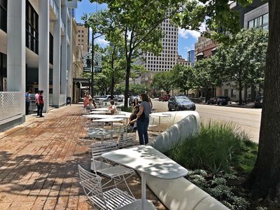 Congress Ave - 7