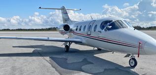 2005 Hawker 400XP, RK-415, N102NS - EXT RS Front View WEB (1).jpg