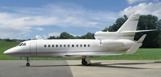 1987-Falcon-900B-10-N403HR-Exterior-Left-MidShip-Web-No-Tail-Number.jpg