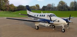 1994-Beech-King-Air-C90B-LJ-1387-N500EQ-Ext-Rt-Frt-Qtr-Web.jpg