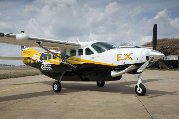 Caravan 208B EX Picture.jpg
