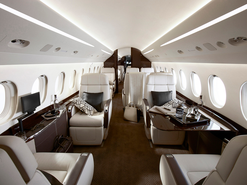 (LEASING) Falcon2000LX interior.jpg