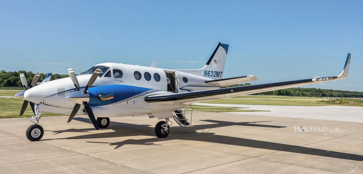 1998 King Air C90B - LJ-1504 - N632MT - Ext - LS View Door Open RGB.jpg