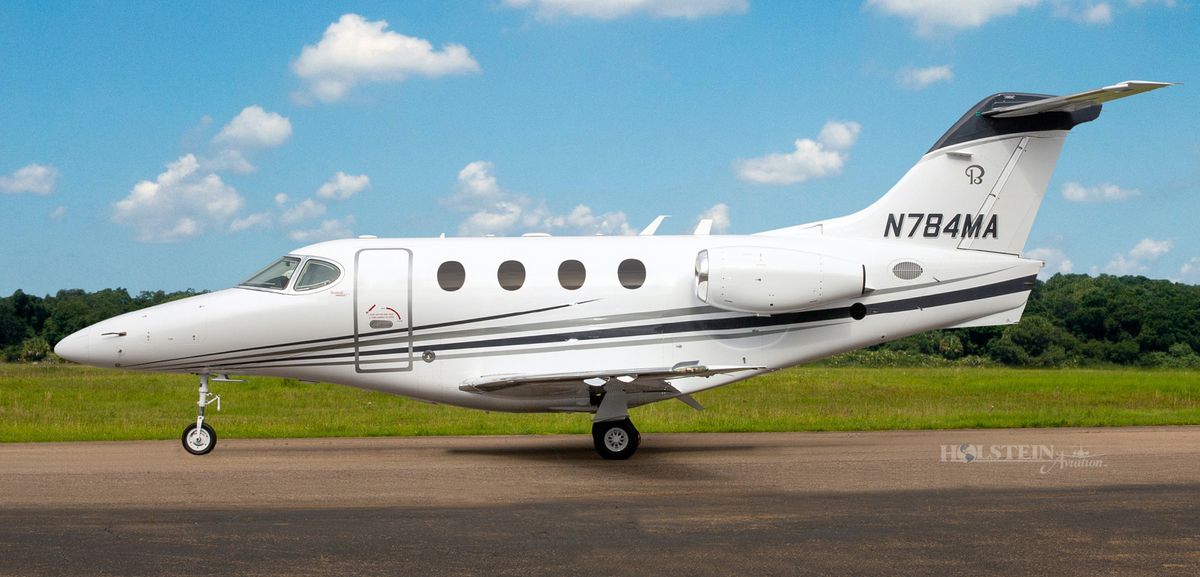 2006 Premier lA - RB-141 - N784MA - Ext - LS View RGB.jpg