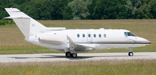 2010-Hawker-900XP-HA-164-N835ZP-Ext-Side-View-No-_Hawk-WEB.jpg