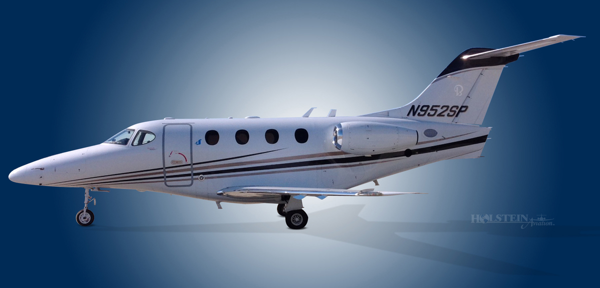 2009 Premier lA - RB-260 - N952SP - Ext - LS View RGB.jpg