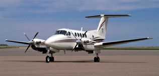 2001-King-Air-B200-BB-1768-N637WM-Ext-WEB.jpg