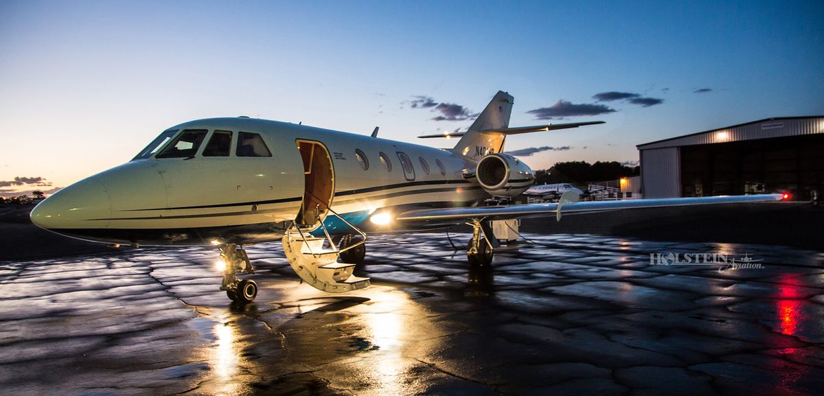 1985 Falcon 20-F5 - 455 - N404HR - Ext - LS Front View RGB.jpg
