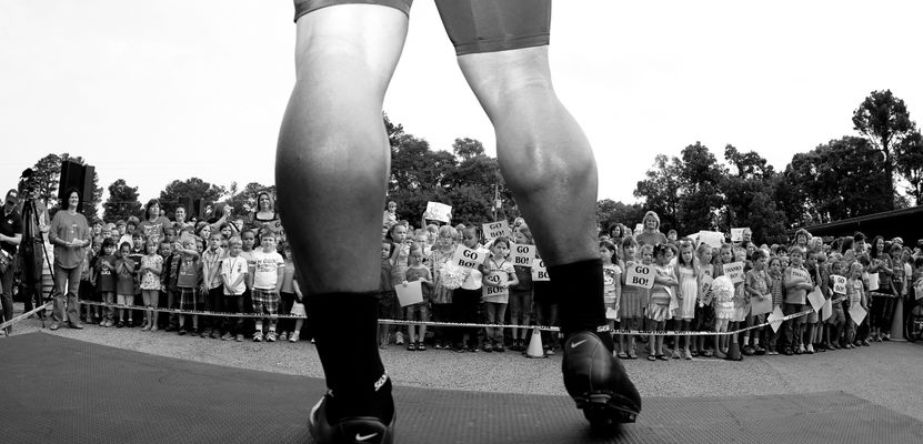 bobikesbama_day 4_hi-5.jpg