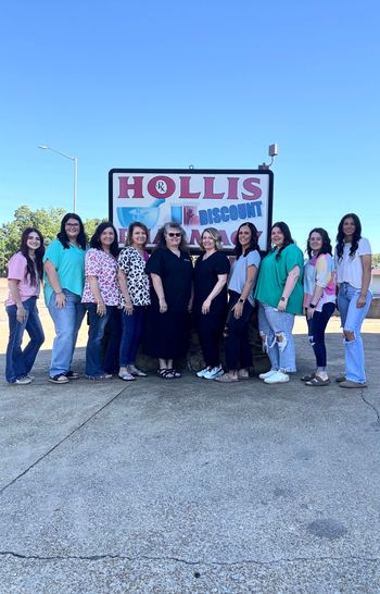Hollis Staff photo 2.jpg