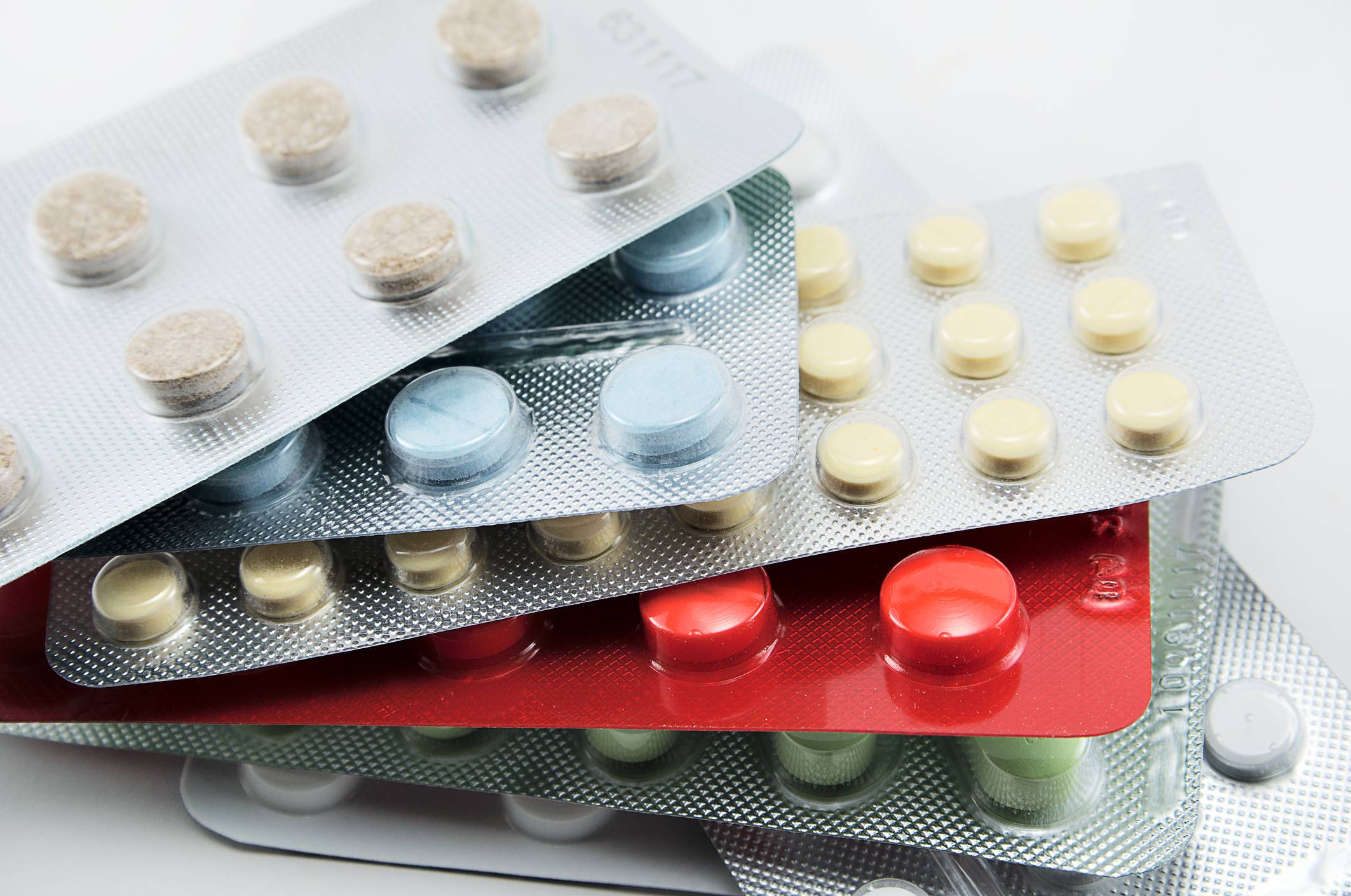 Image of medications stacked together Multi-Dose Packaging
