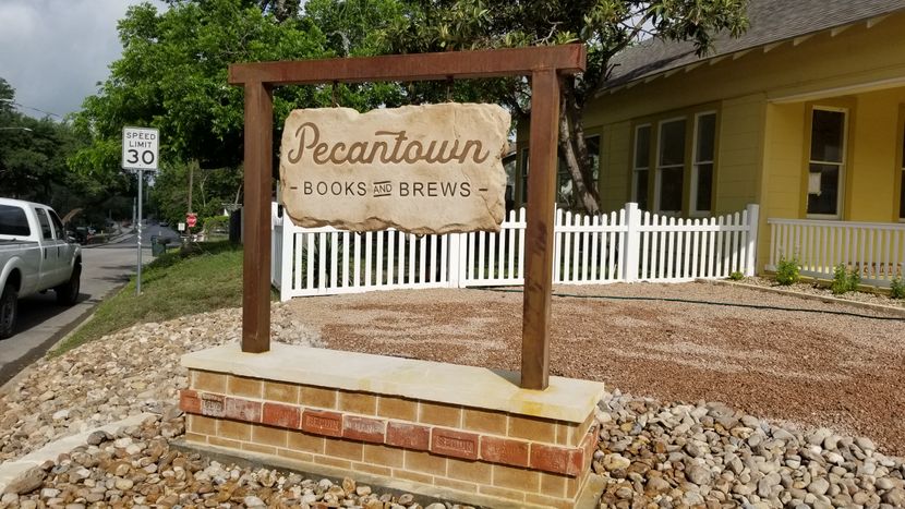 Pecantown Sign b.jpg