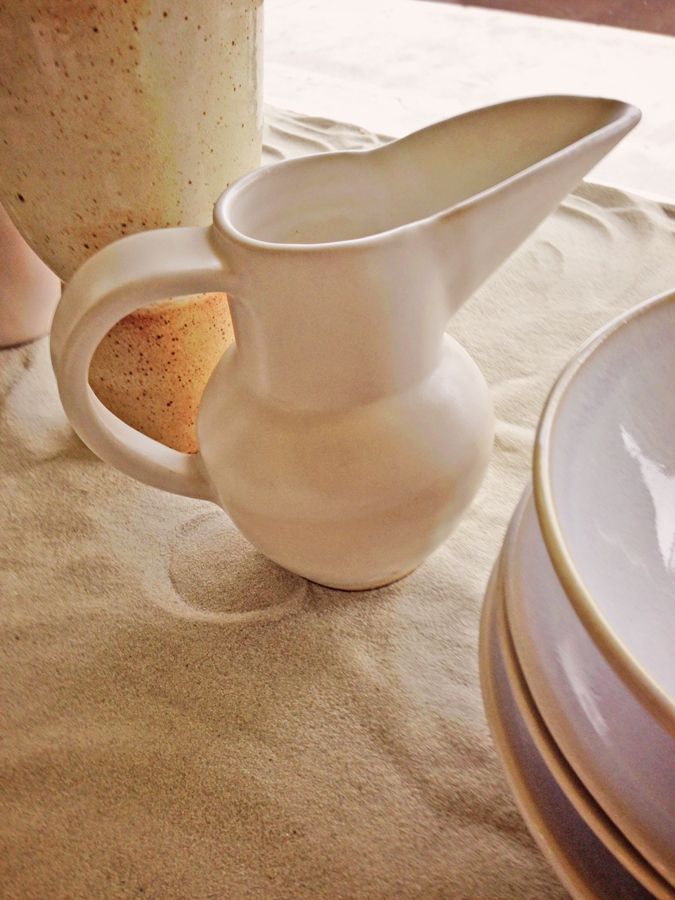 Marfa Book Company Show, Roberto Pitcher