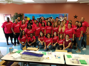 Wells Fargo Volunteers 9.21 (16).jpg