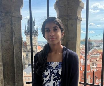 Anand, Shruti.jpg