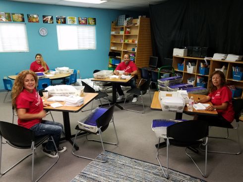 Wells Fargo Volunteers 9.21 (3).jpg