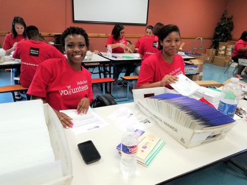 Wells Fargo Volunteers 9.21 (11).jpg